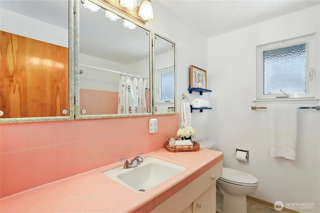 157 Summit Avenue Fircrest WA 98466