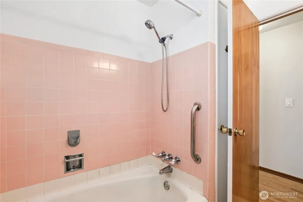 157 Summit Avenue Fircrest WA 98466