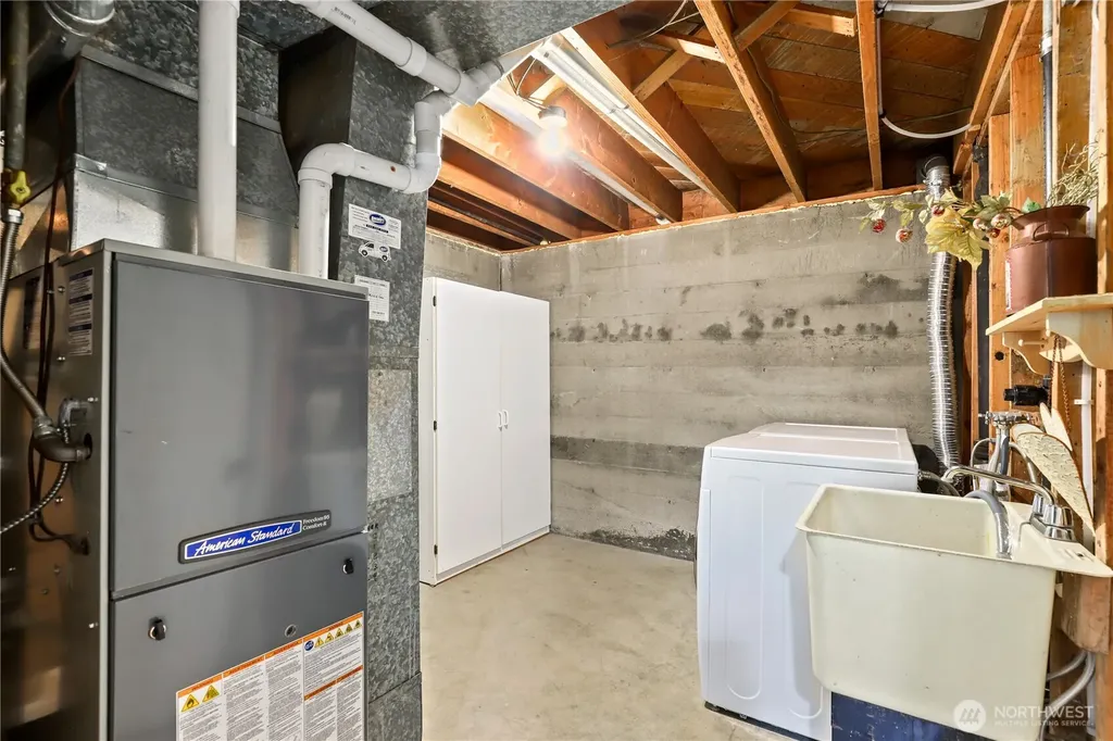 157 Summit Avenue Fircrest WA 98466