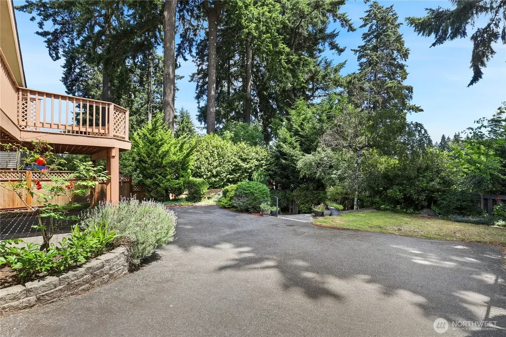 157 Summit Avenue Fircrest WA 98466