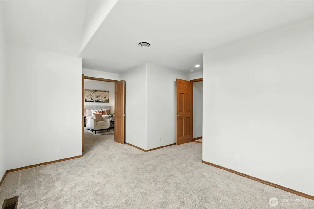 1808 Field Place NE Renton WA 98059