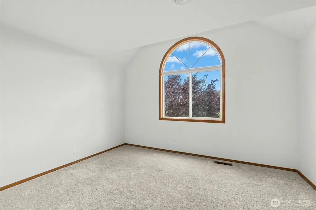 1808 Field Place NE Renton WA 98059