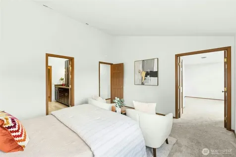 1808 Field Place NE Renton WA 98059