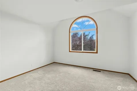 1808 Field Place NE Renton WA 98059