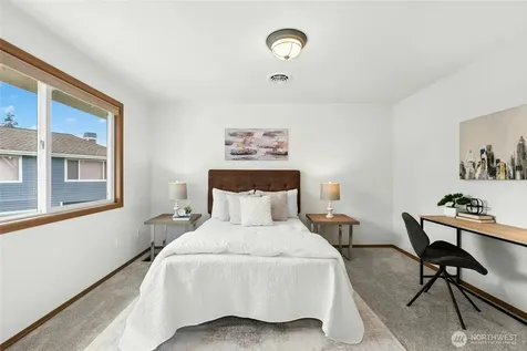 1808 Field Place NE Renton WA 98059