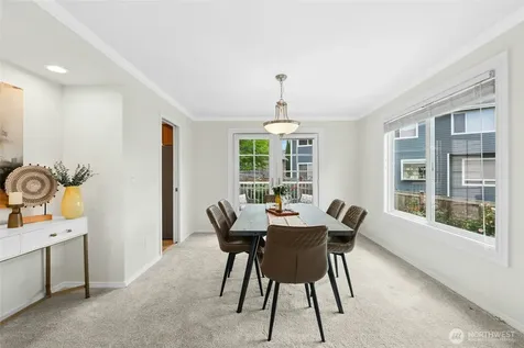 1808 Field Place NE Renton WA 98059