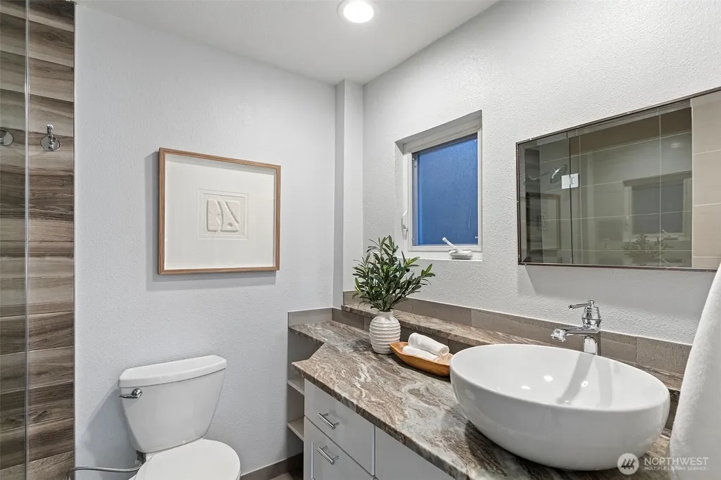 5525 Highland Drive Bellevue WA 98006
