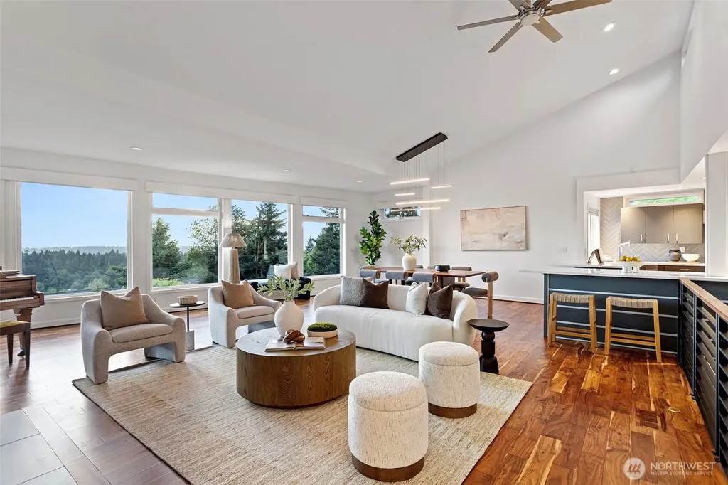 5525 Highland Drive Bellevue WA 98006