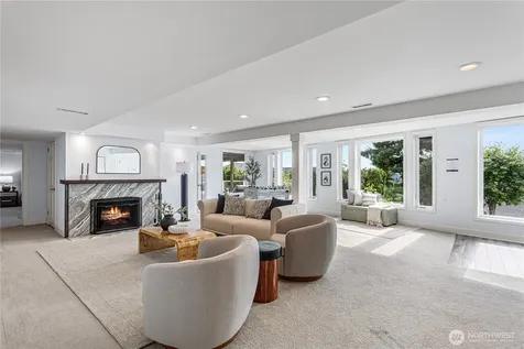5525 Highland Drive Bellevue WA 98006