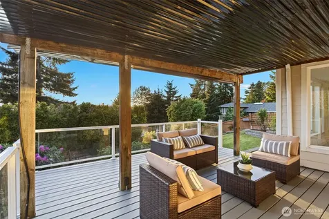 5525 Highland Drive Bellevue WA 98006
