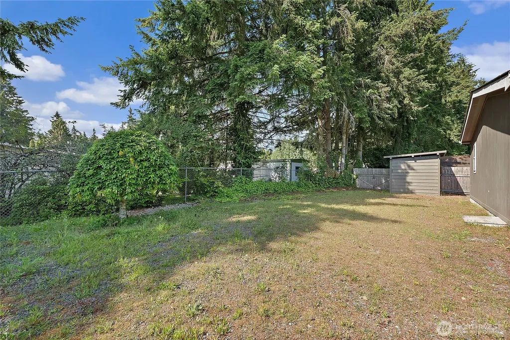 10002 191st Street E Puyallup WA 98375