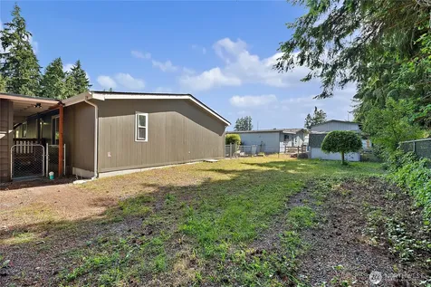 10002 191st Street E Puyallup WA 98375