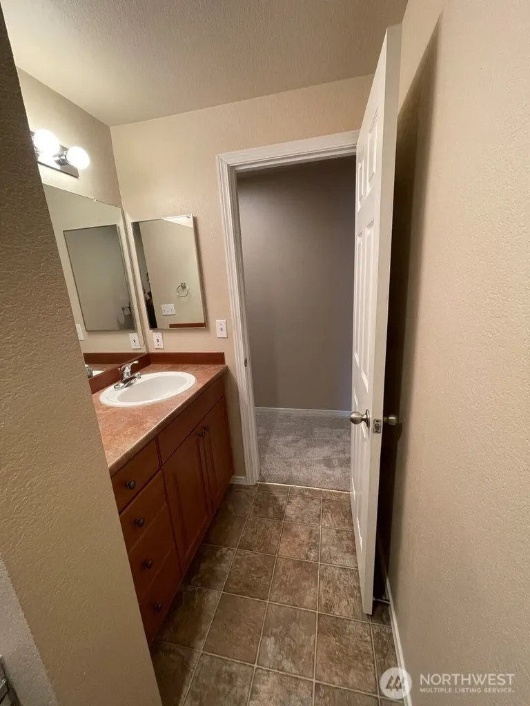 15433 Country Club Drive Mill Creek WA 98012