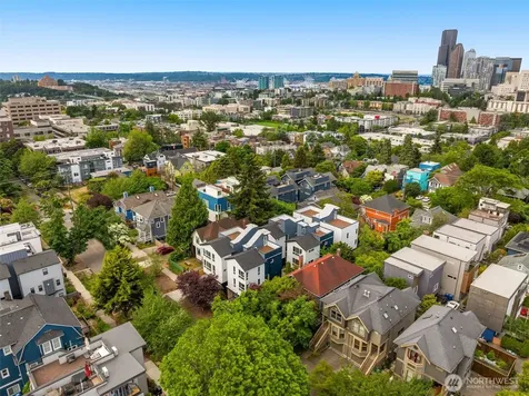 823 17th Avenue Seattle WA 98144