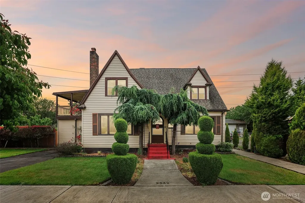 2542 S Cushman Avenue Tacoma WA 98405