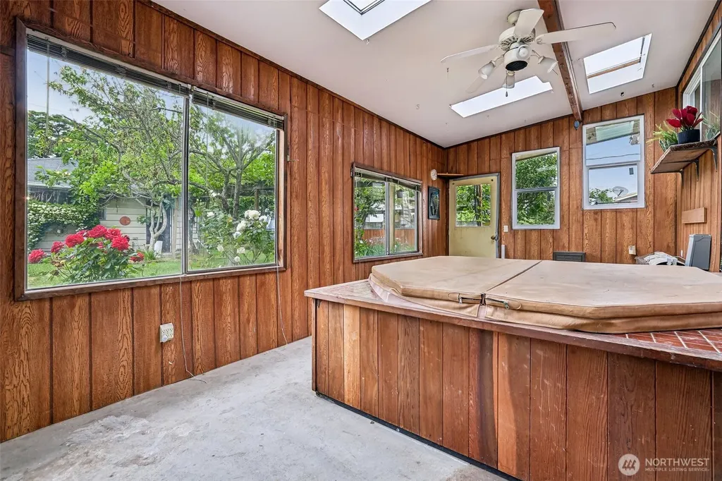 2542 S Cushman Avenue Tacoma WA 98405