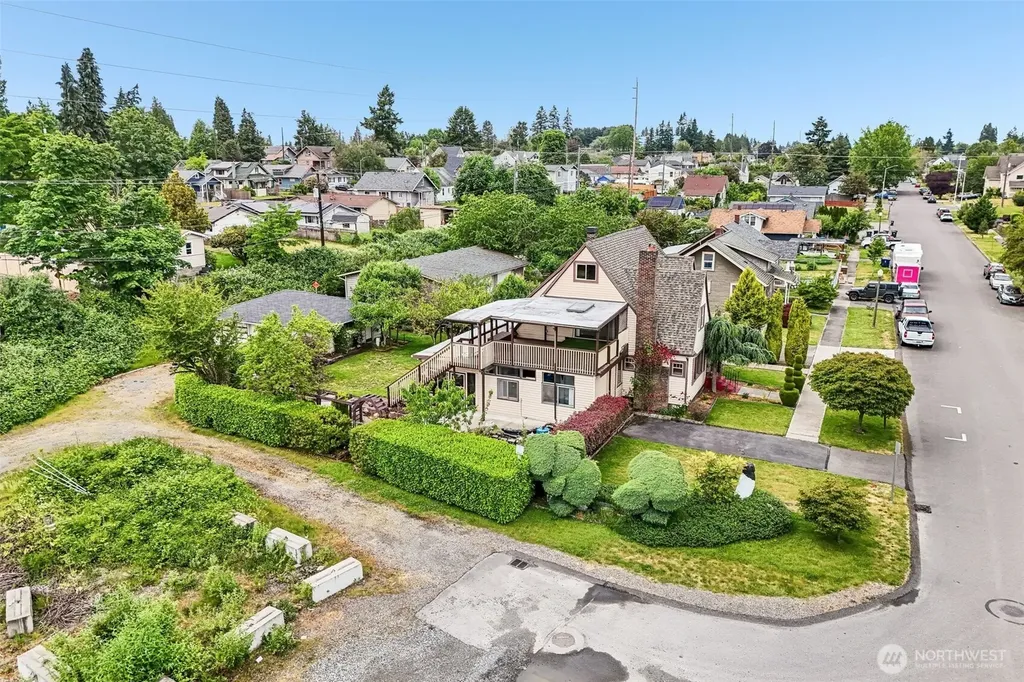 2542 S Cushman Avenue Tacoma WA 98405