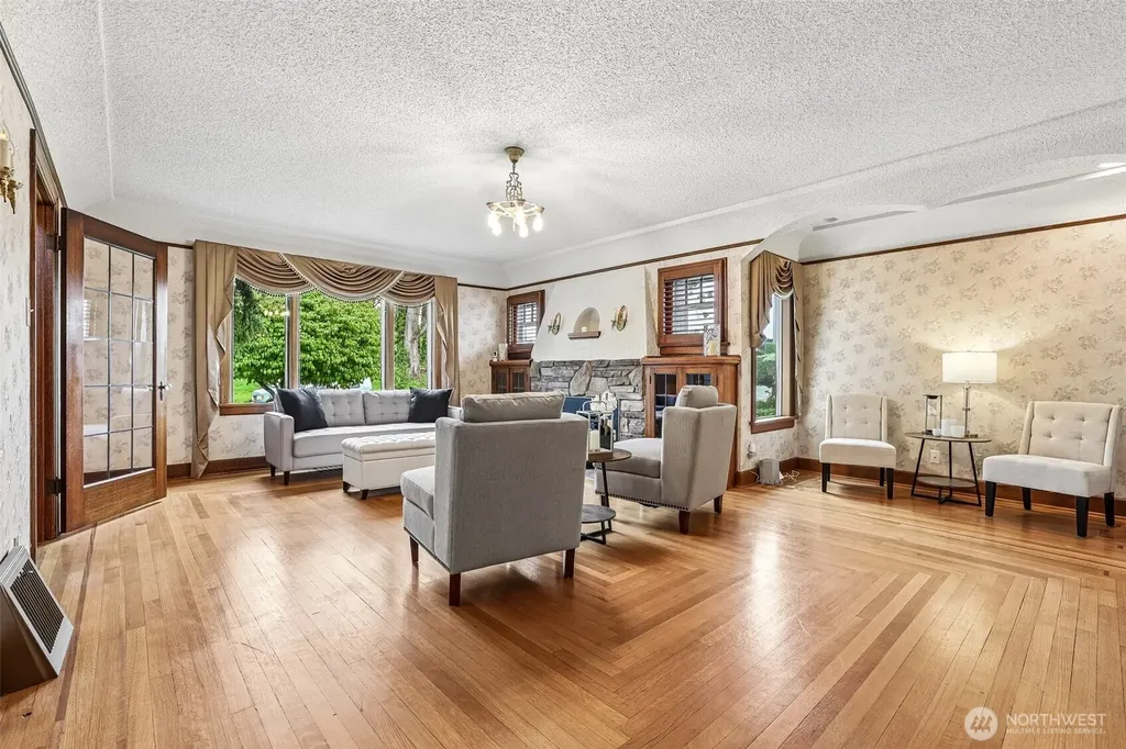 2542 S Cushman Avenue Tacoma WA 98405