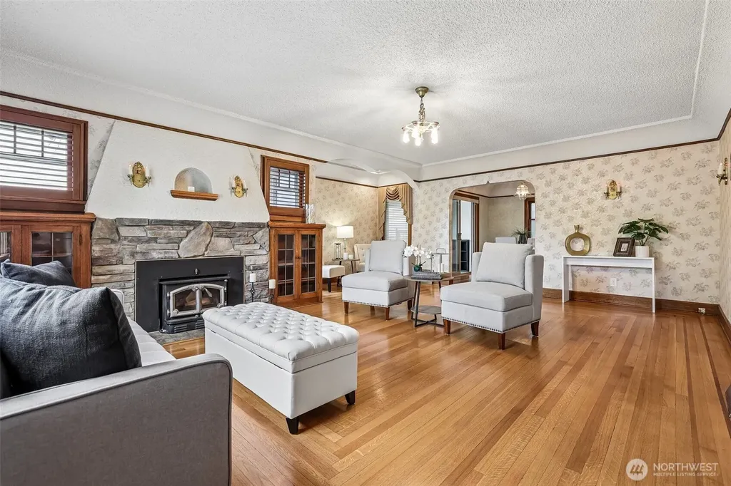 2542 S Cushman Avenue Tacoma WA 98405
