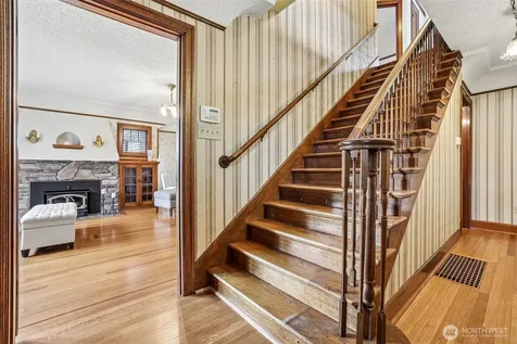 2542 S Cushman Avenue Tacoma WA 98405