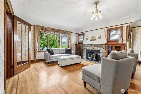 2542 S Cushman Avenue Tacoma WA 98405