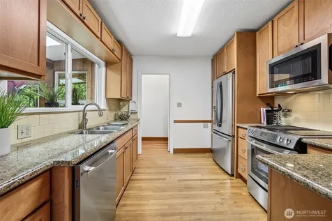 2542 S Cushman Avenue Tacoma WA 98405