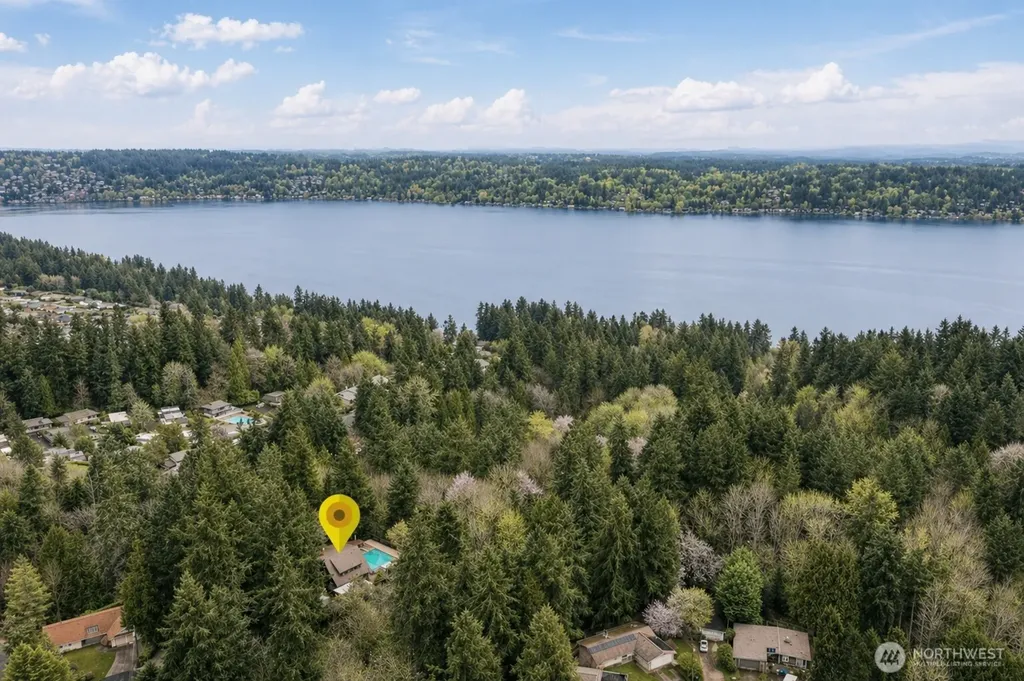 16521 NE 1st Place Bellevue WA 98008