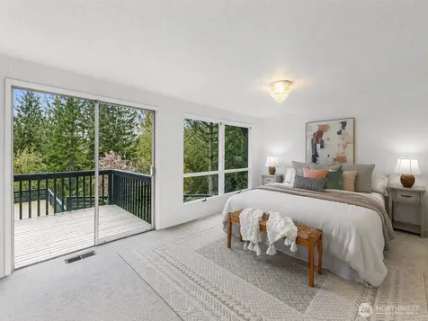16521 NE 1st Place Bellevue WA 98008