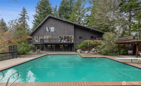 16521 NE 1st Place Bellevue WA 98008