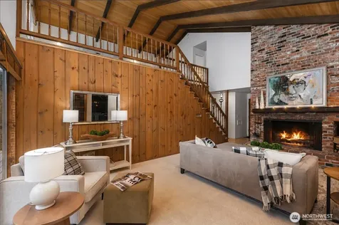 16521 NE 1st Place Bellevue WA 98008