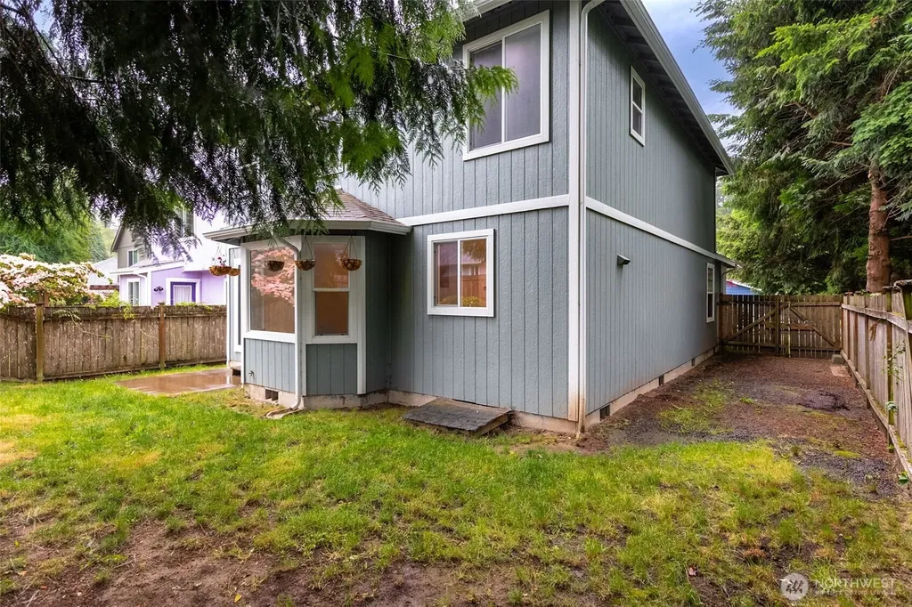 2020 Sable Lane NE Olympia WA 98506