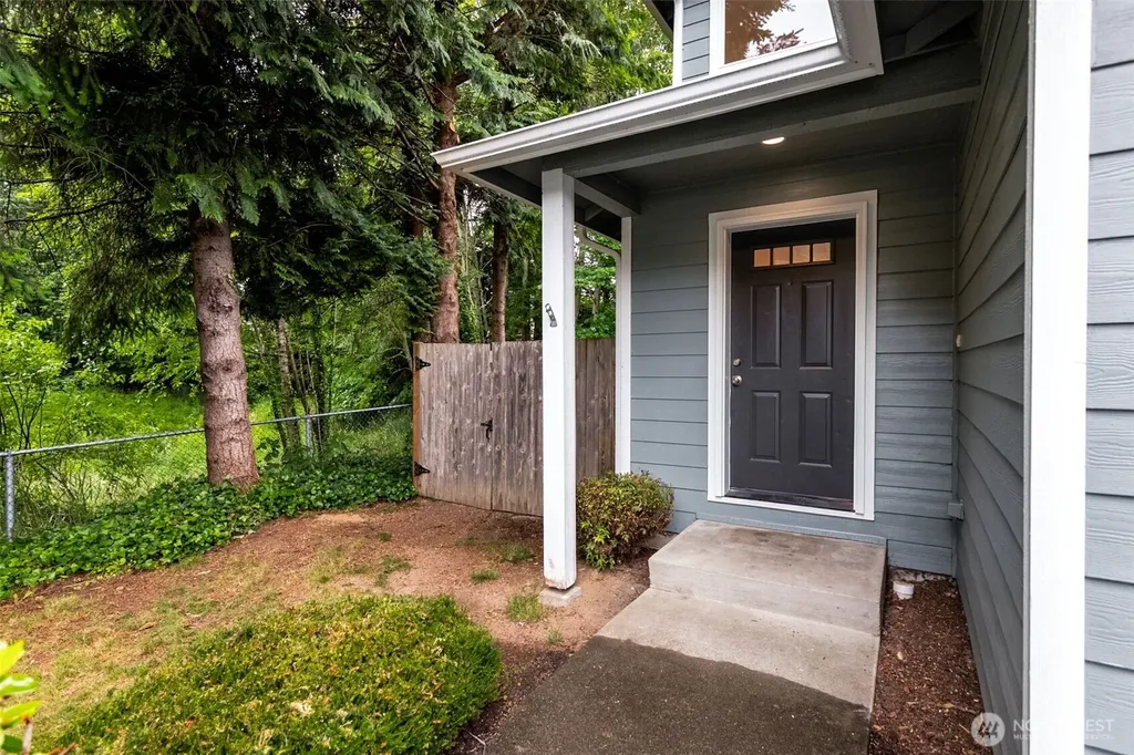 2020 Sable Lane NE Olympia WA 98506