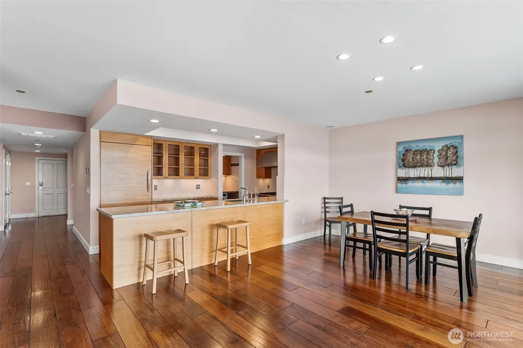 2015 SE Columbia River Drive Vancouver WA 98661