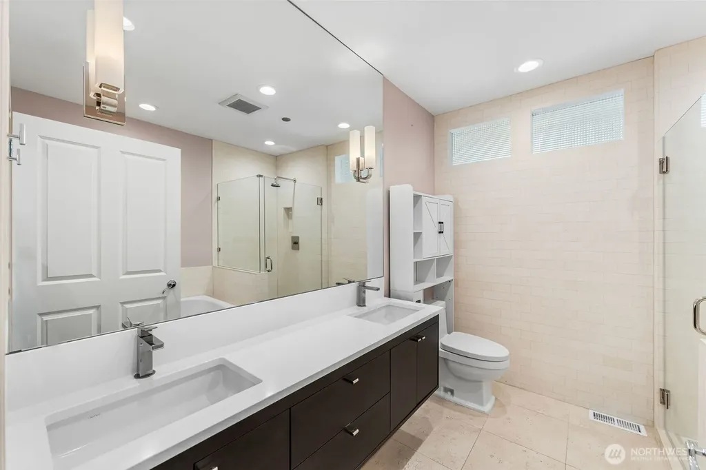 2015 SE Columbia River Drive Vancouver WA 98661