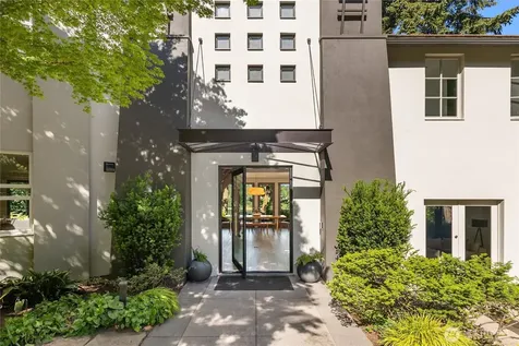 7733 Hansen Road NE Bainbridge Island WA 98110
