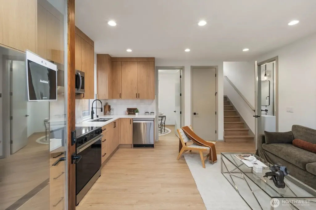 5921 32nd Avenue SW Seattle WA 98126