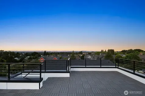 5921 32nd Avenue SW Seattle WA 98126