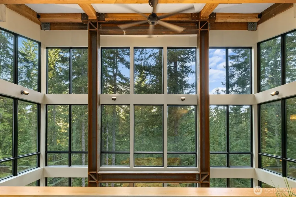 2982 Kachess Lake Road Easton WA 98925