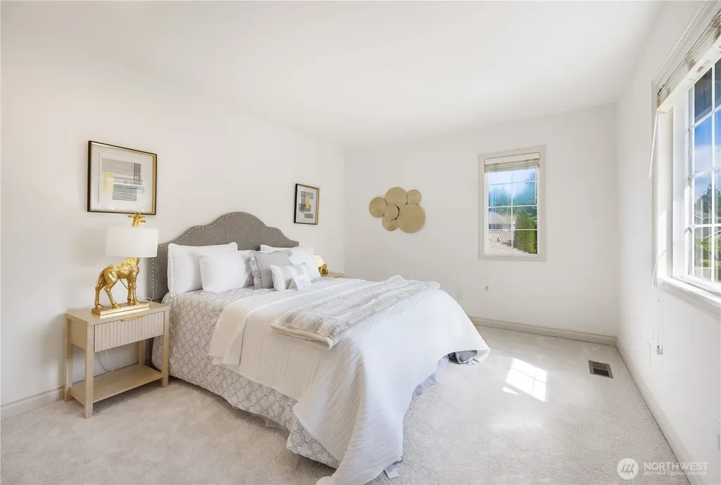 1421 225th Place SE Sammamish WA 98075