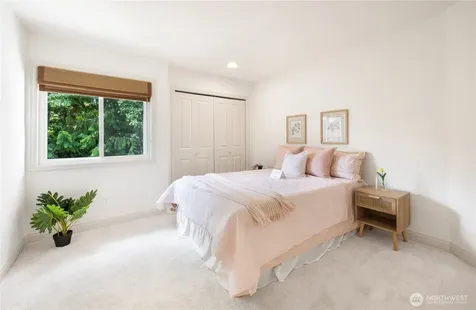1421 225th Place SE Sammamish WA 98075