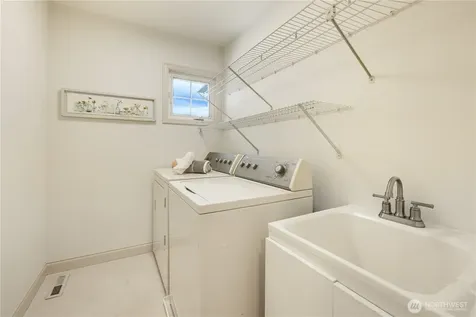 1421 225th Place SE Sammamish WA 98075