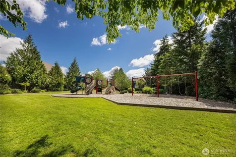 1421 225th Place SE Sammamish WA 98075