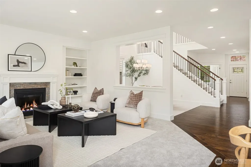 8728 124th Avenue NE Kirkland WA 98033