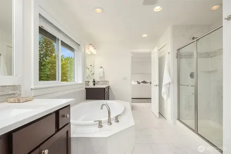 8728 124th Avenue NE Kirkland WA 98033