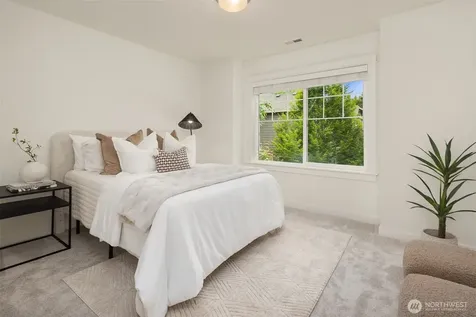 8728 124th Avenue NE Kirkland WA 98033