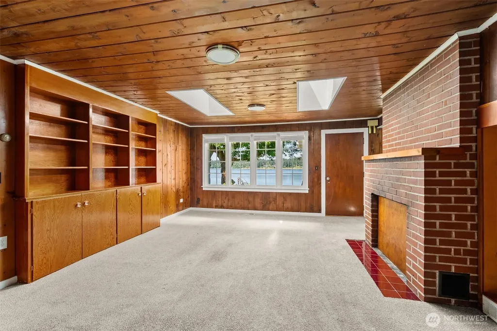 2705 Hidden Cove Lane NW Olympia WA 98502