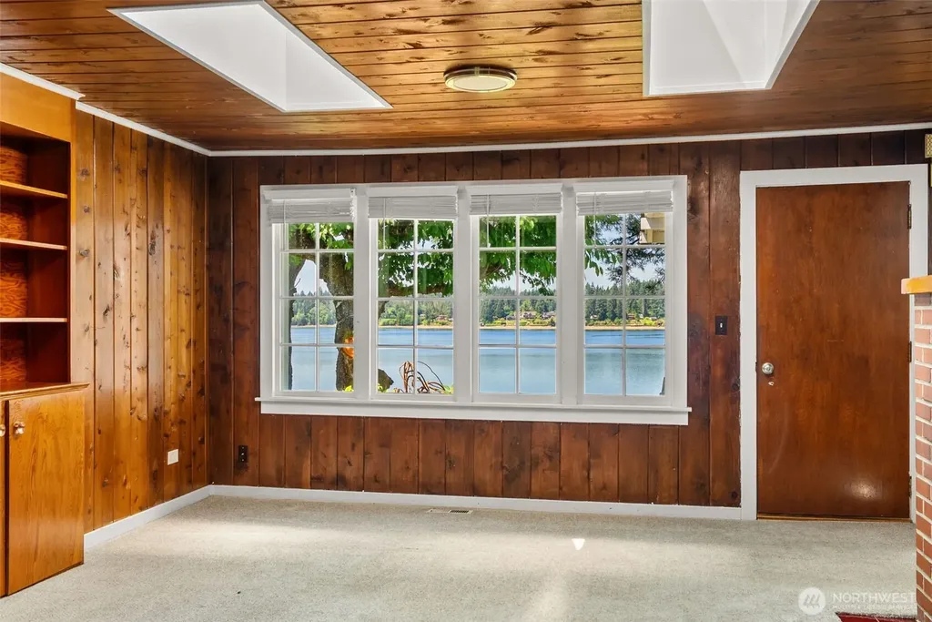 2705 Hidden Cove Lane NW Olympia WA 98502