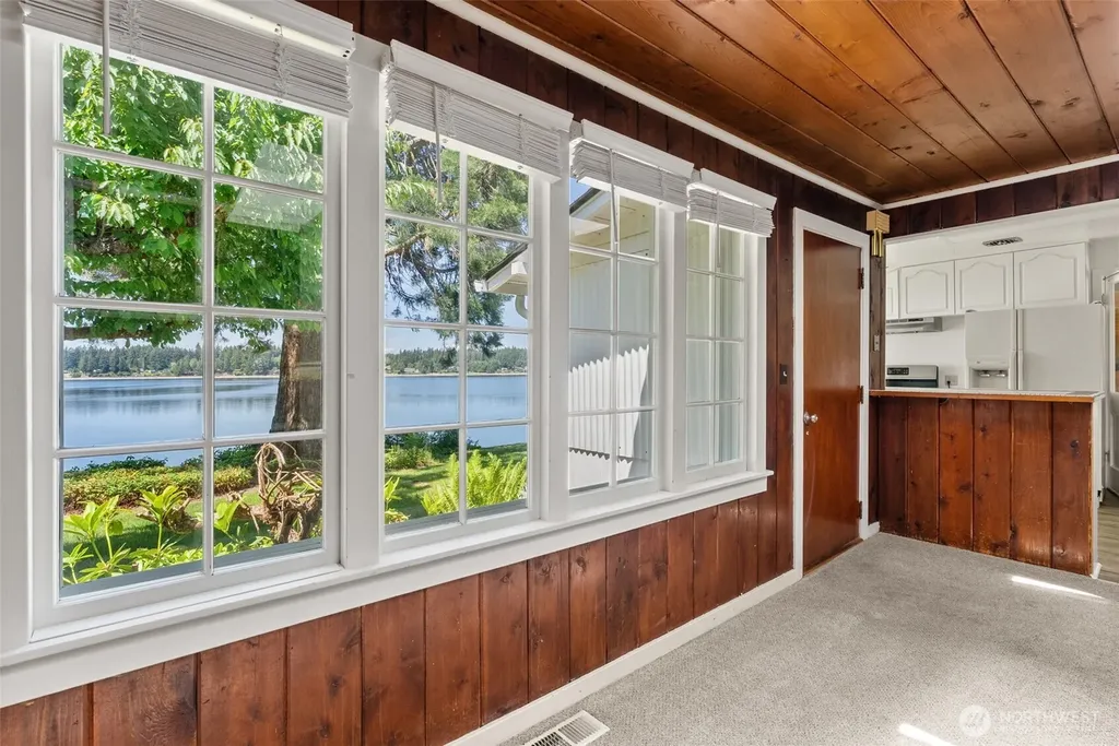 2705 Hidden Cove Lane NW Olympia WA 98502