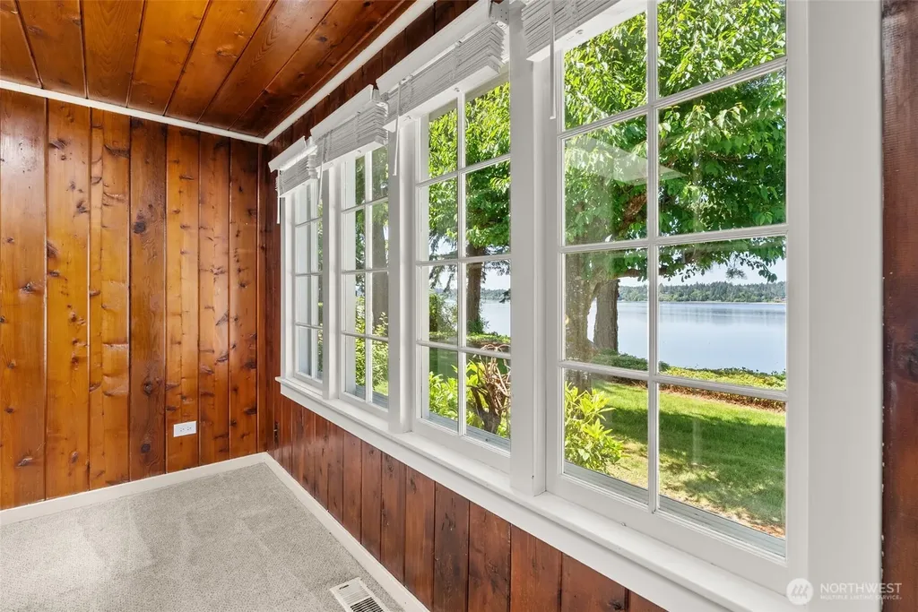 2705 Hidden Cove Lane NW Olympia WA 98502