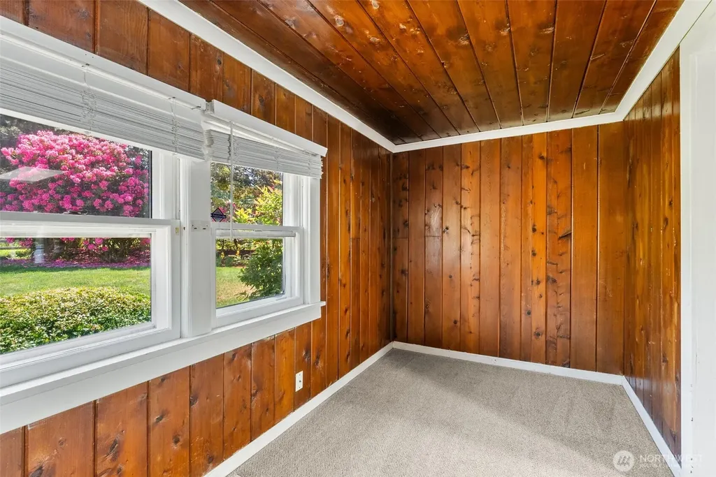 2705 Hidden Cove Lane NW Olympia WA 98502